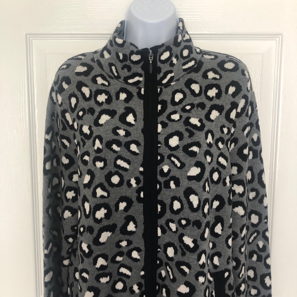 Leopard Print Sweater Jacket Large - image 4